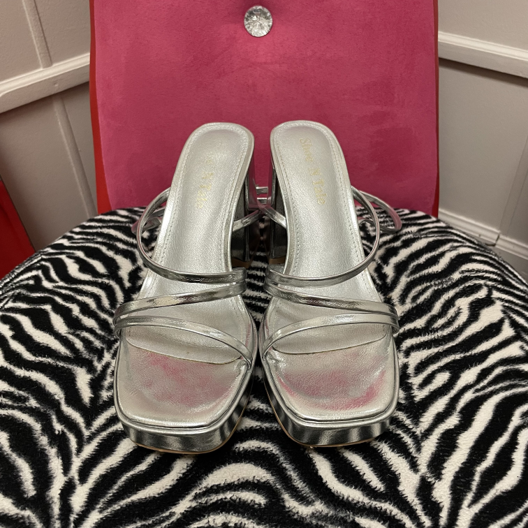 Heels . Size 6
