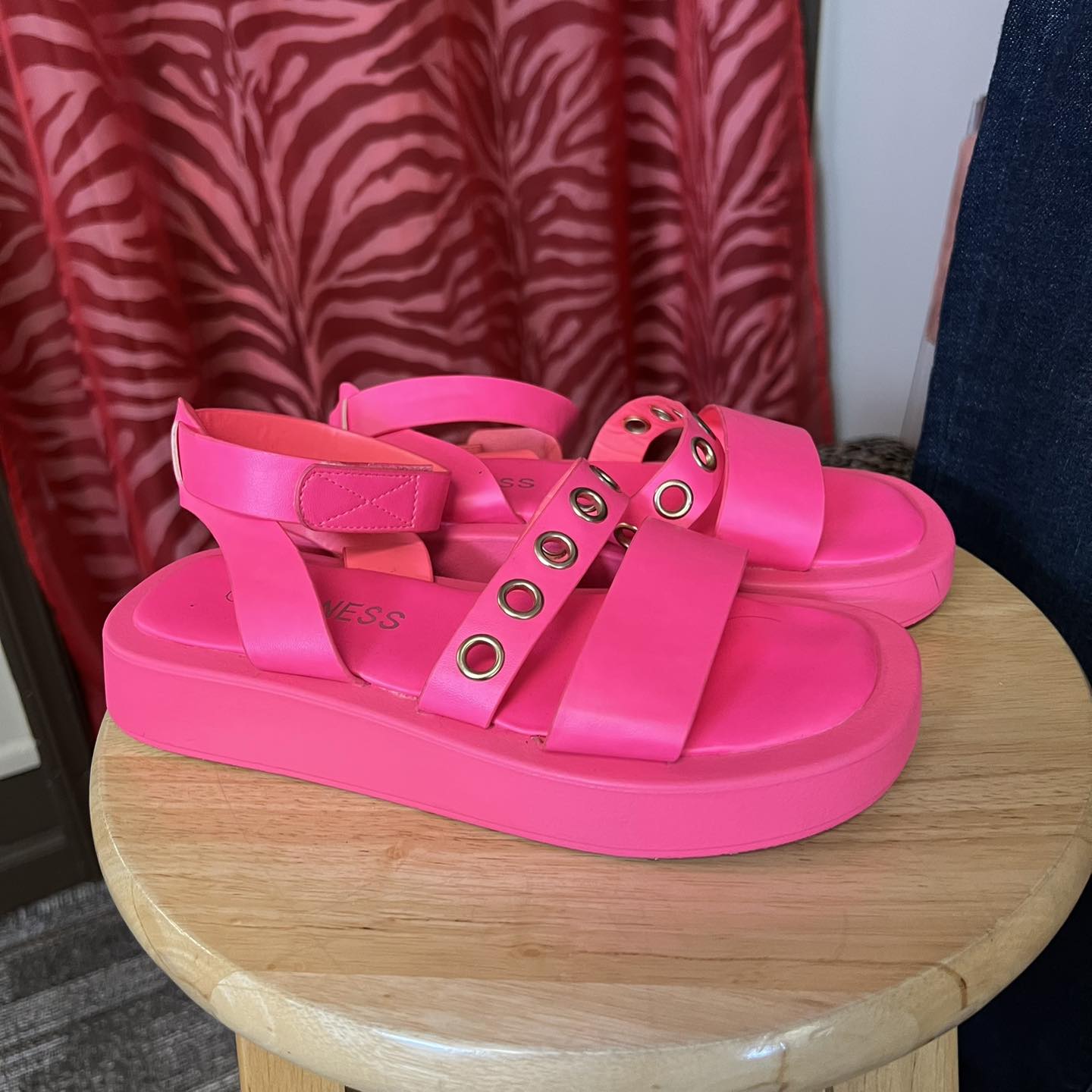 Sandals Berness Size 7