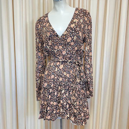 Dresses Billabong Size Medium