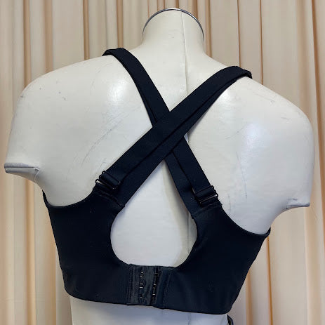 Activewear Old Navy Size 36DD