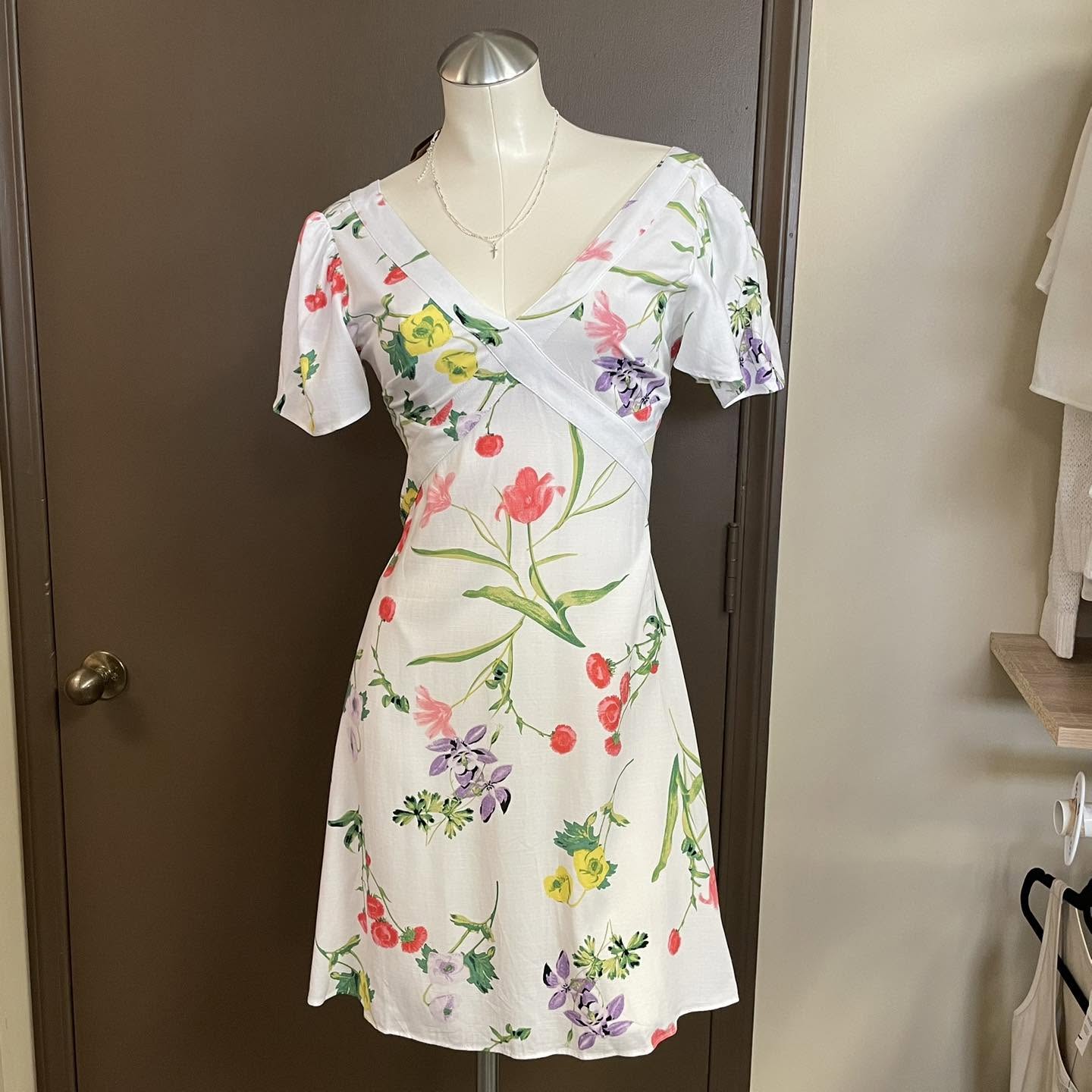 Dresses Loft Size 0