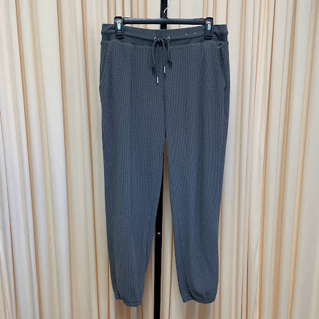 Pants auden Size Medium