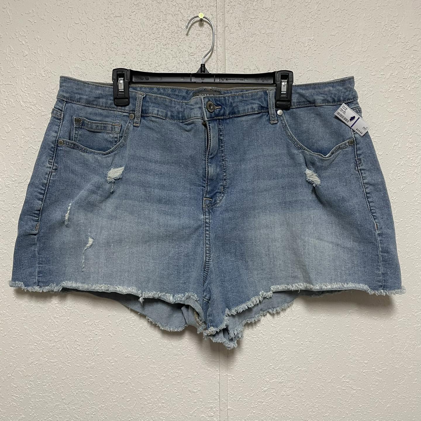 Shorts Torrid Size 20