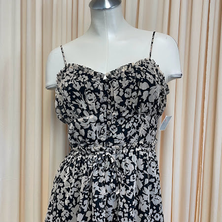 Dresses Patrons of Peace Size Small