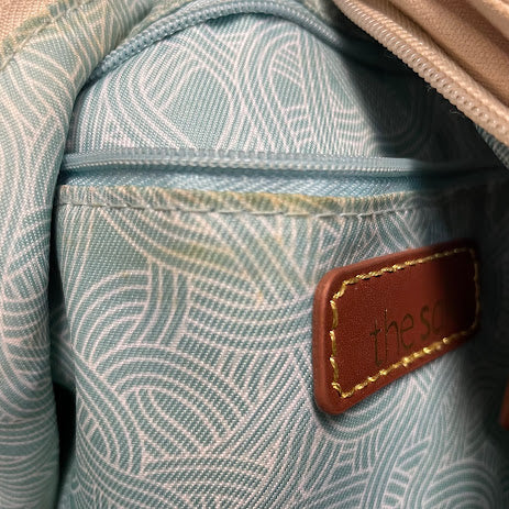 Shoulder The Sak