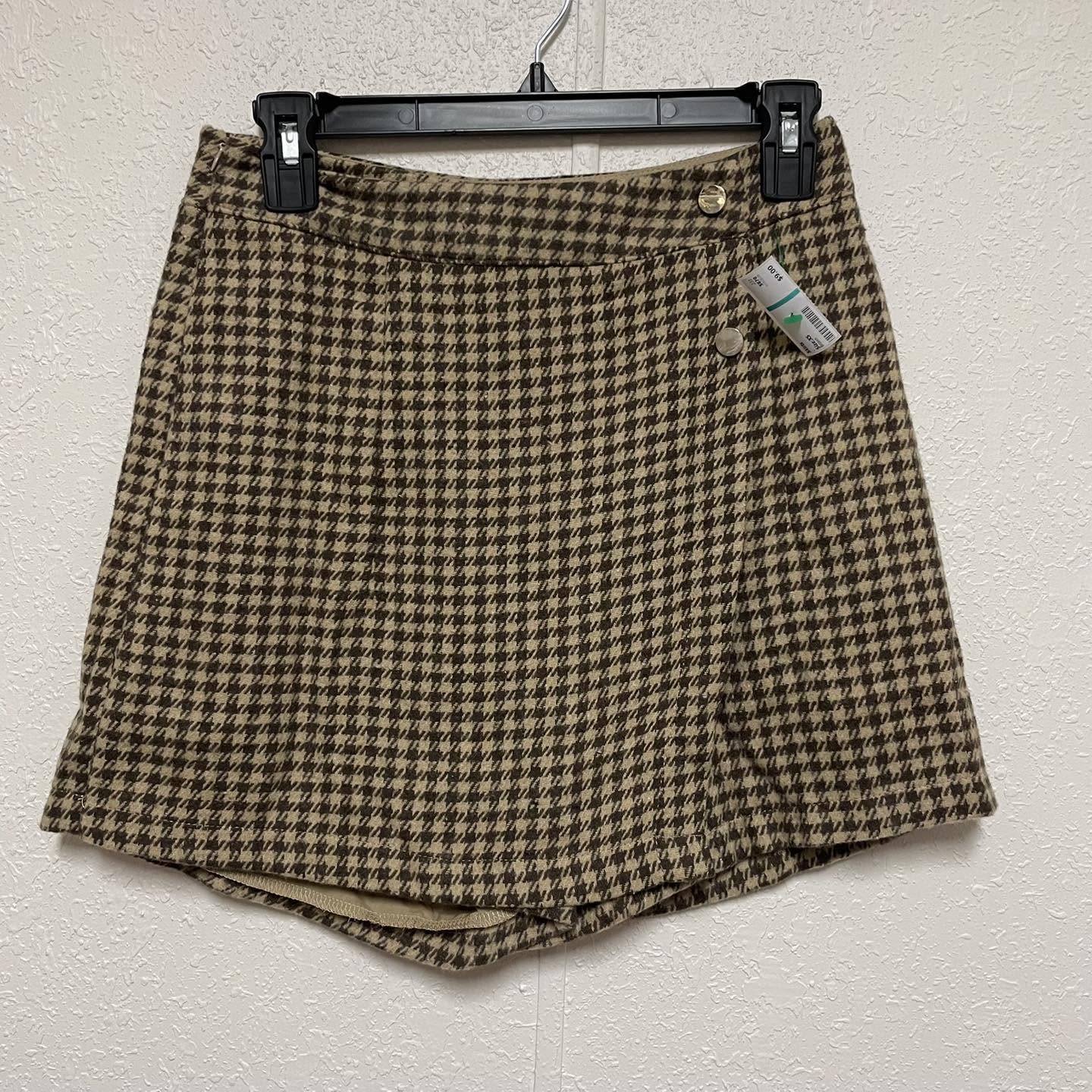 Skirts . Size XS