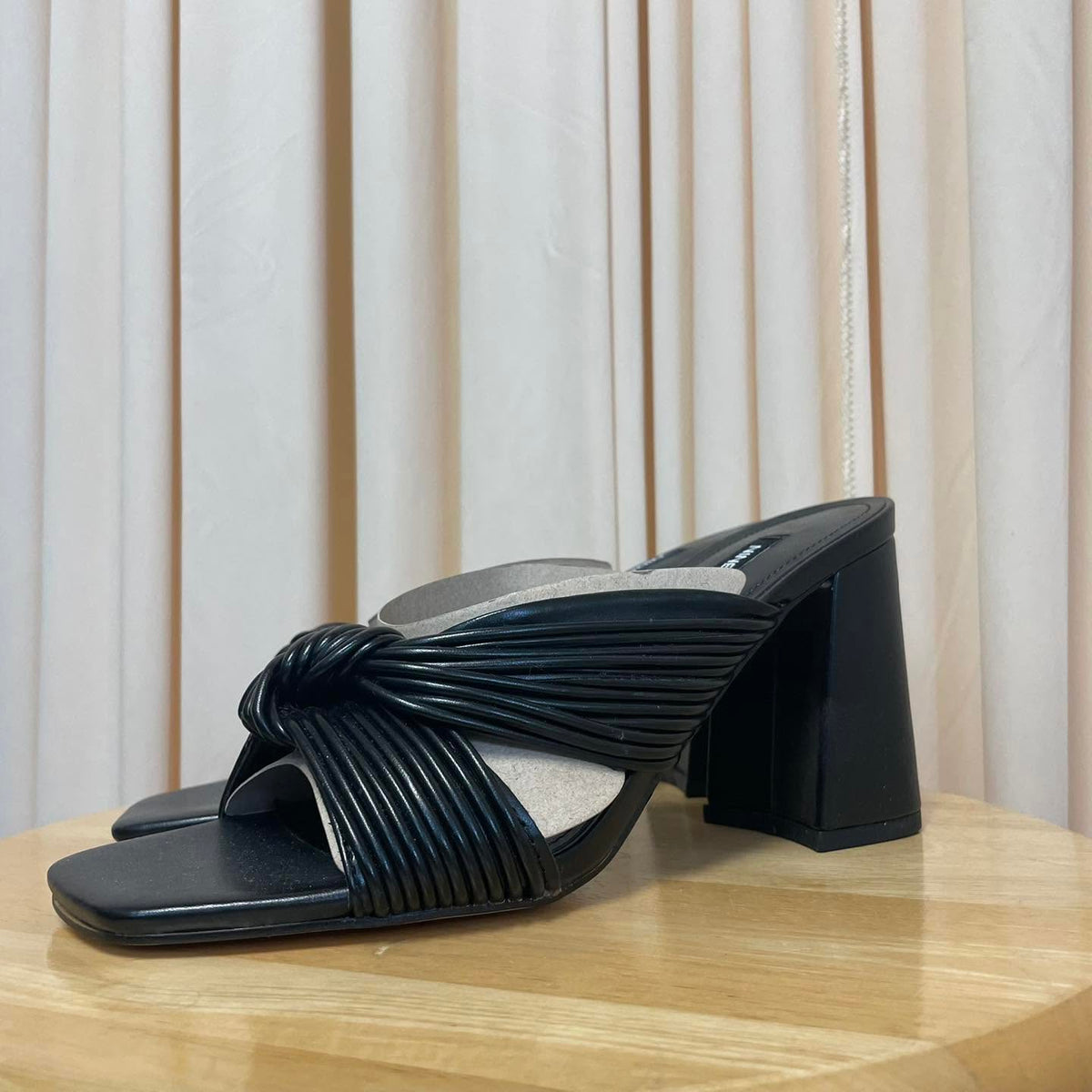 Heels Nine West Size 8