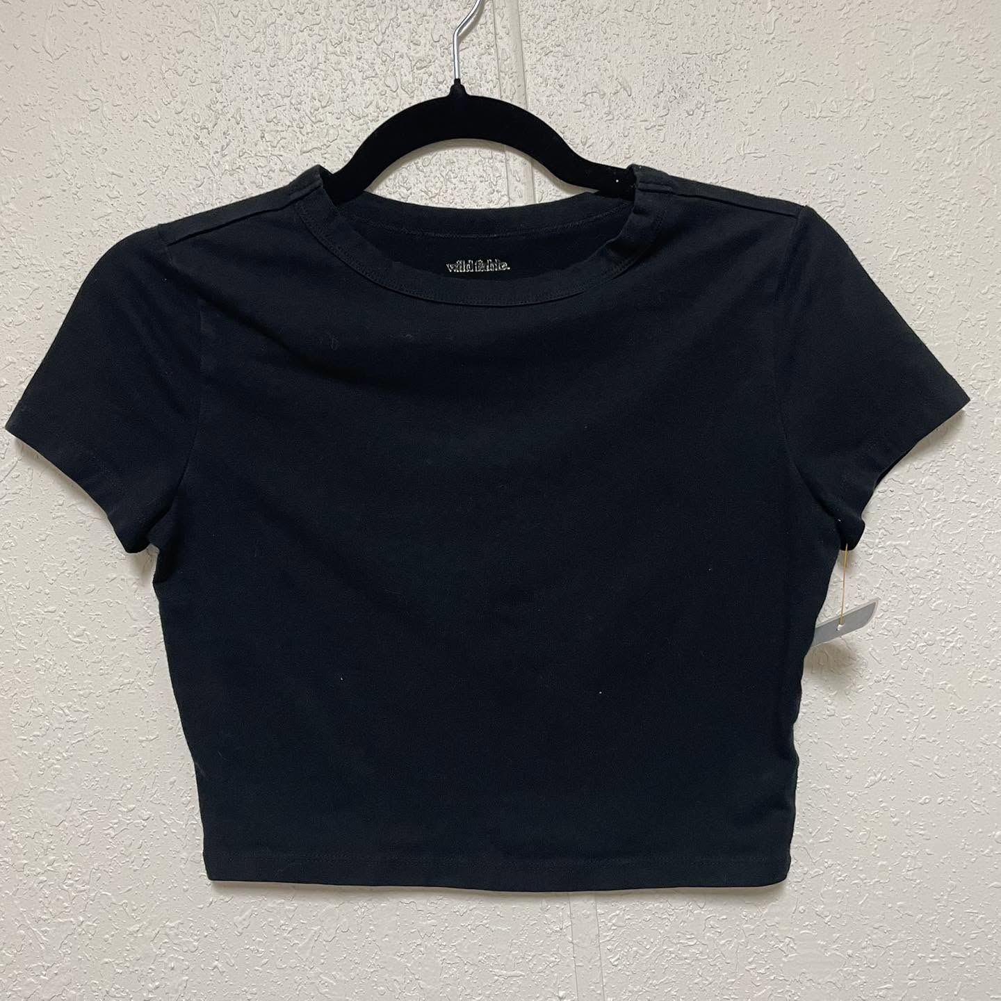 Top wild fable Size Small