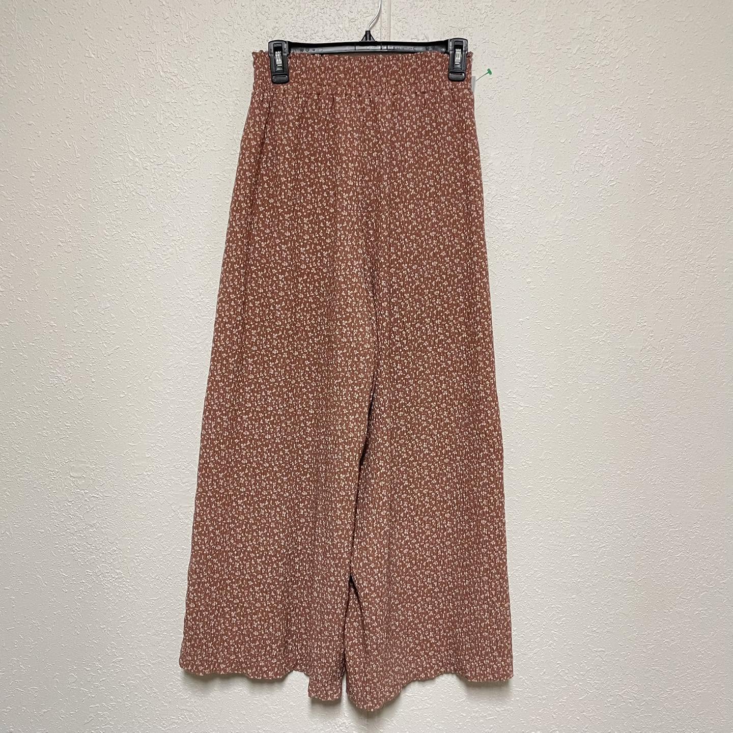 Pants New In Size Small