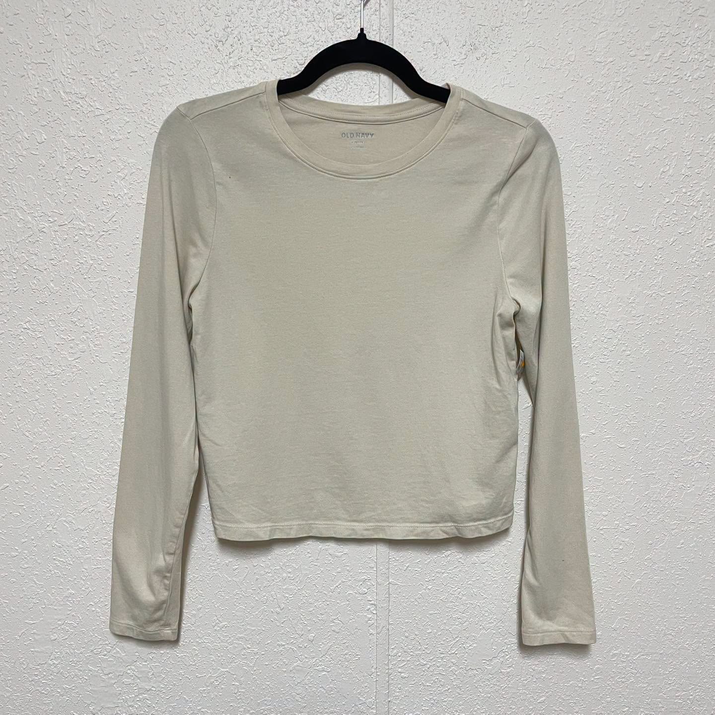 Top Old Navy Size Medium