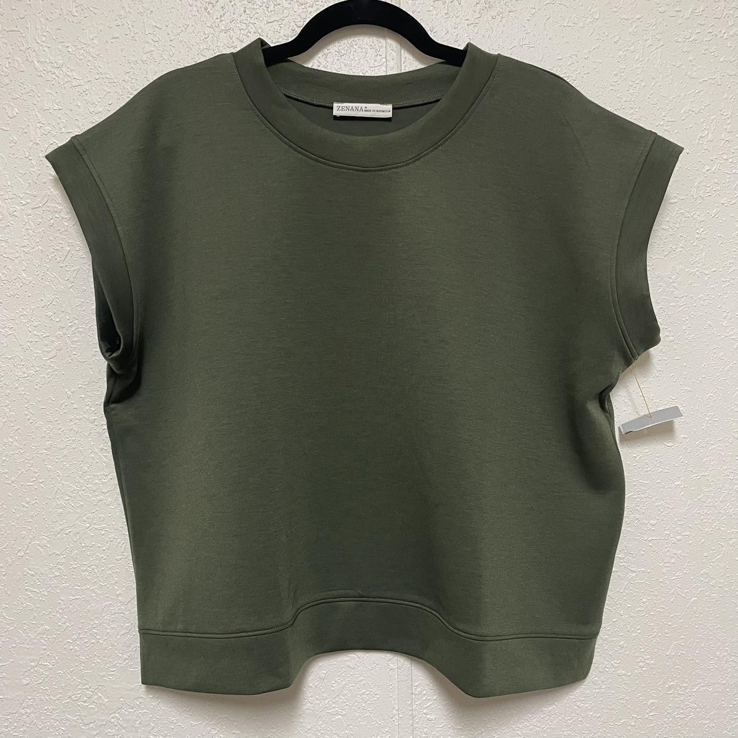 Sweaters Zenana Size Medium