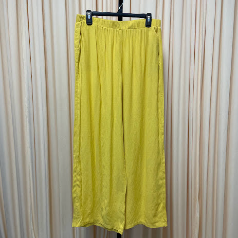 Pants . Size XL