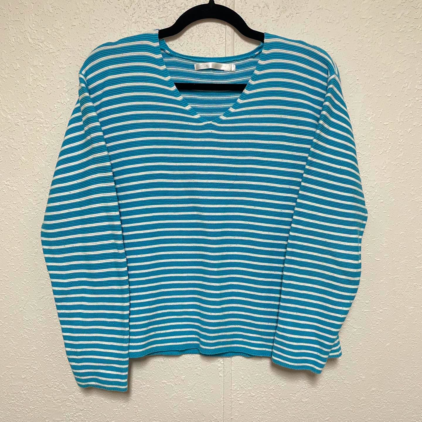 Sweaters Lulu B Size Small