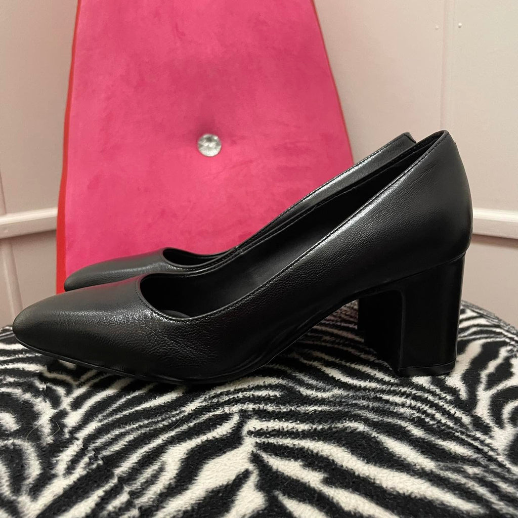 Heels Aerosoles Size 7