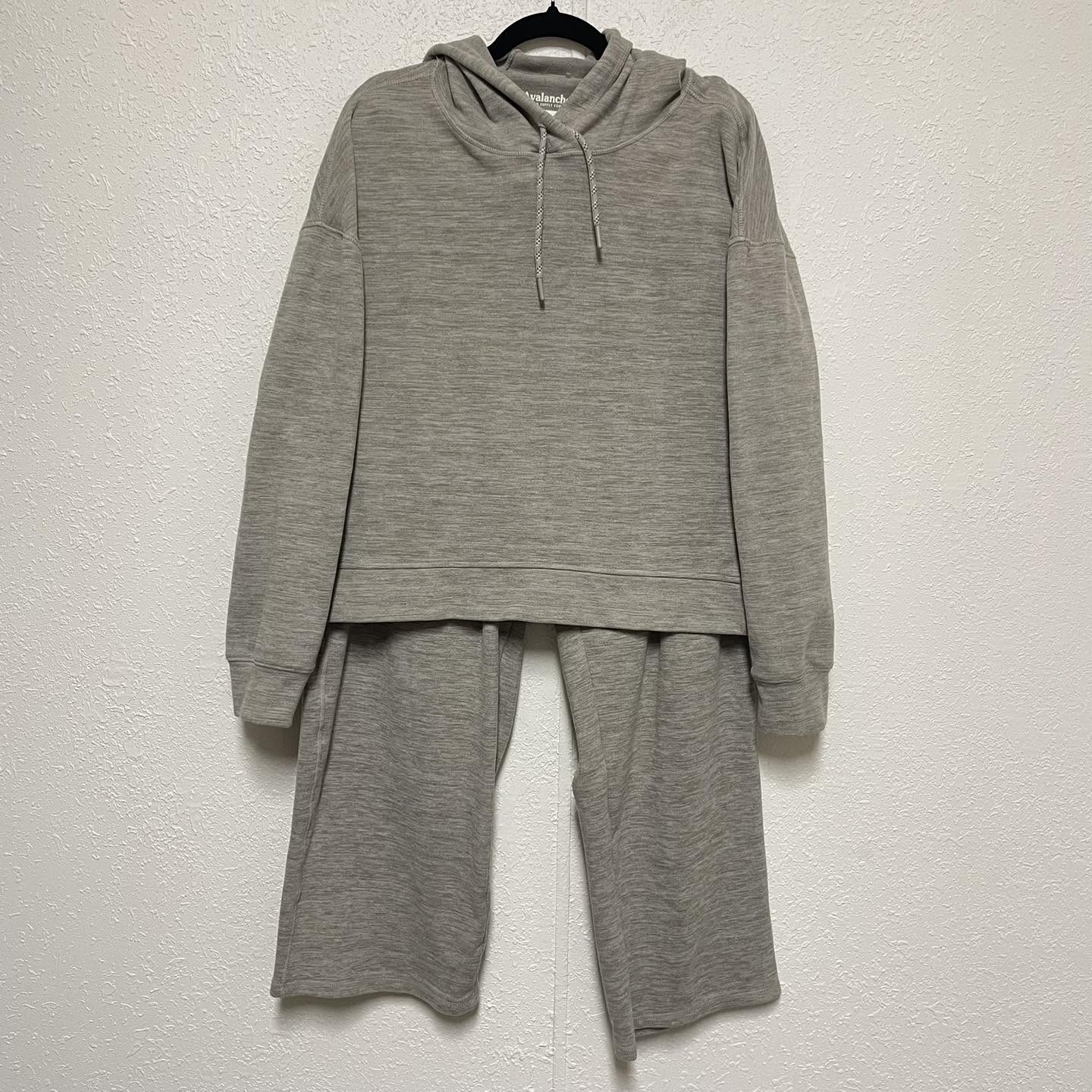 Two Piece Set Avalanche Size Large