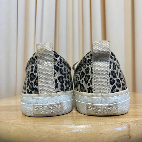 Slip On Sperry Size 8.5