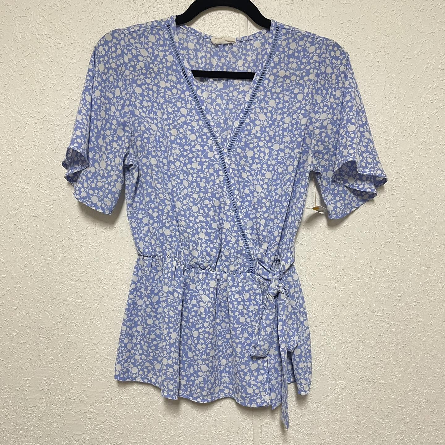 Top Sienna Sky Size Small
