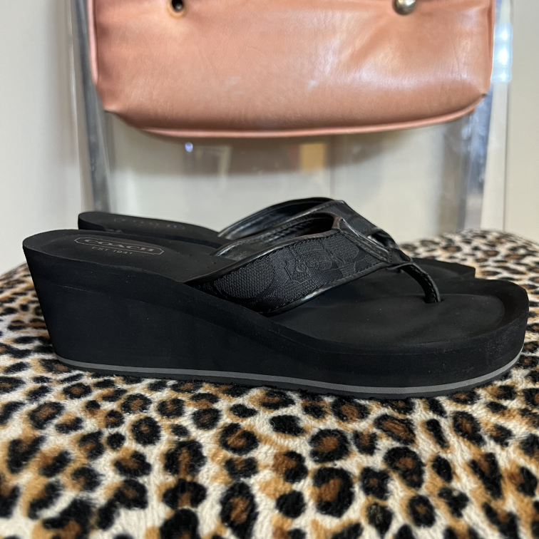 Sandals Coach