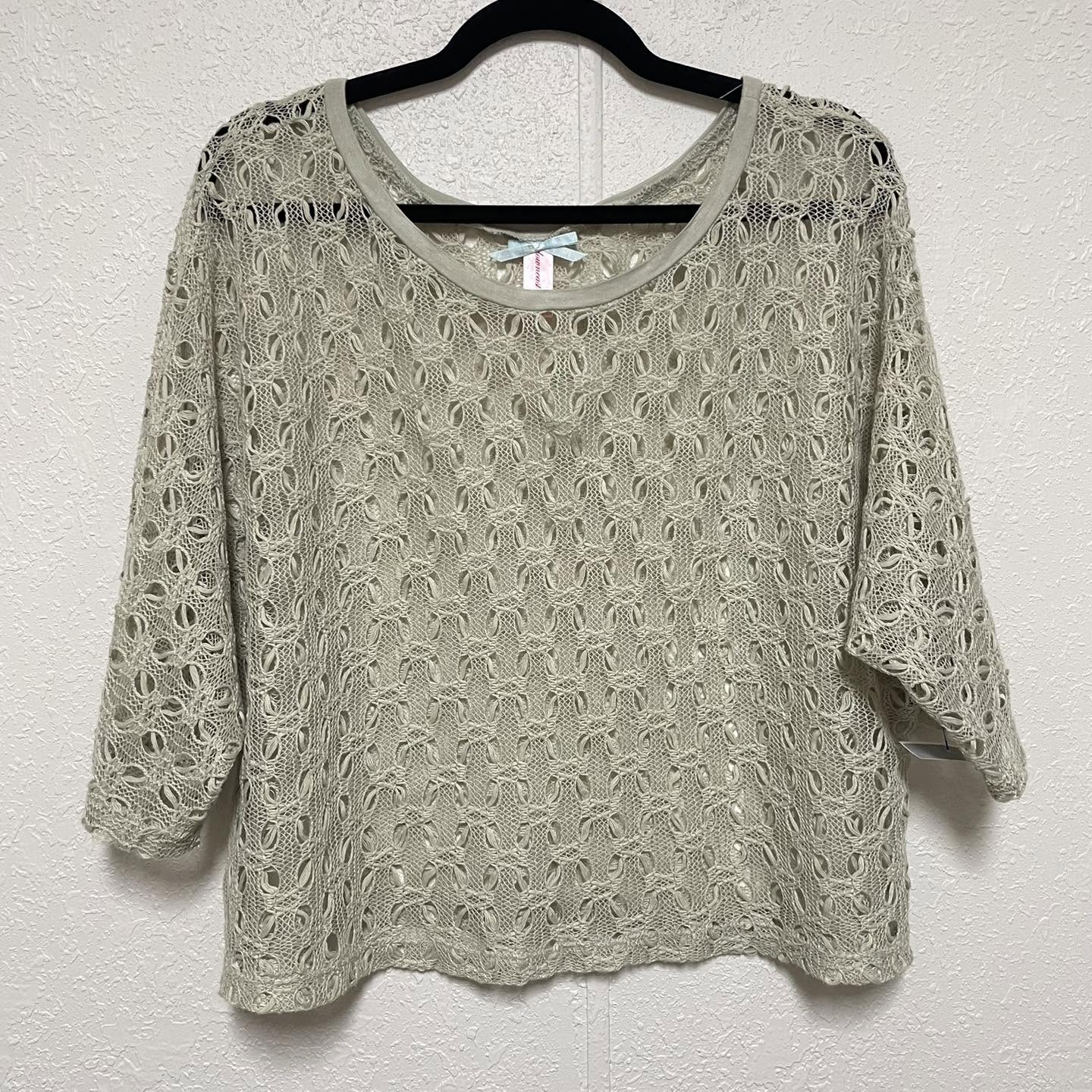 Top Downeast Size Small
