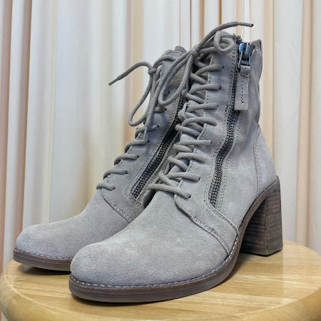 Booties Dolce Vita Size 7.5