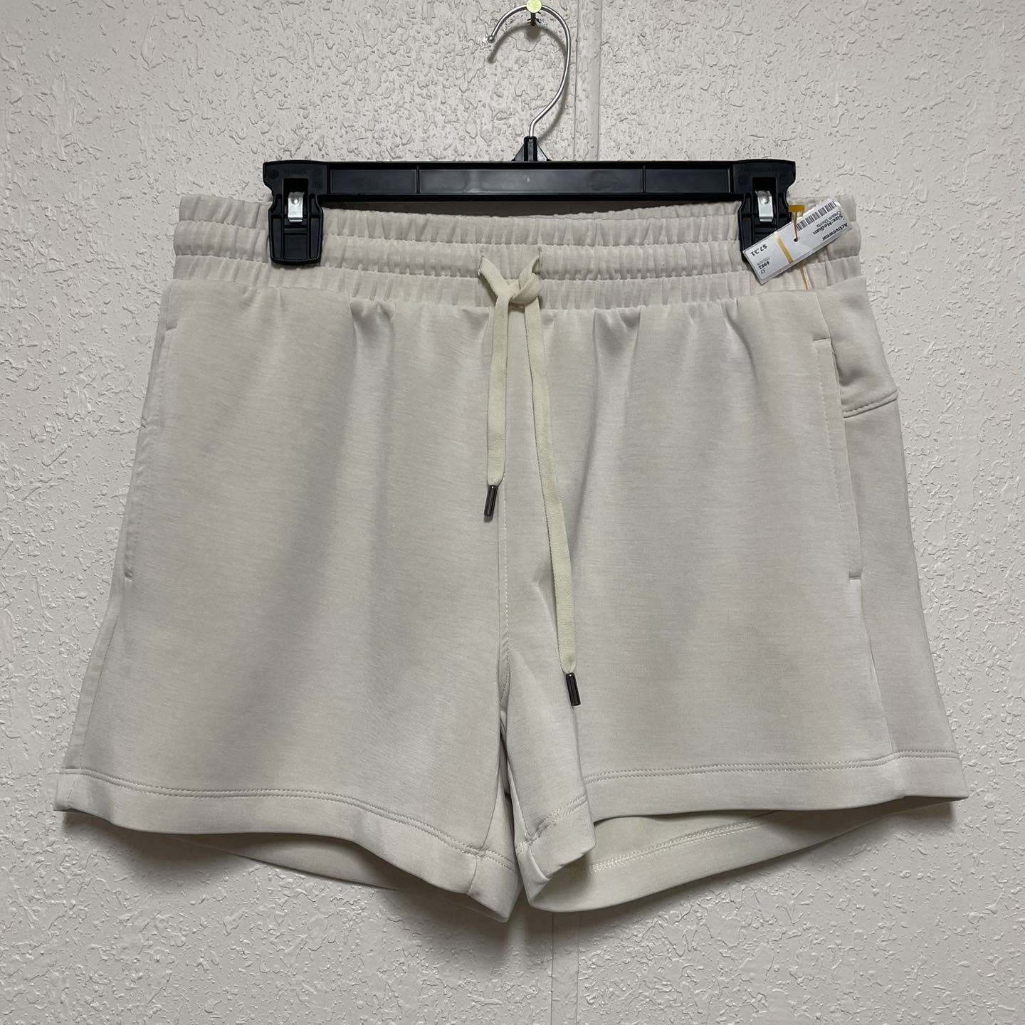 Activewear . Size Medium