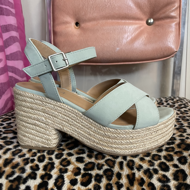 Heels SODA Size 7