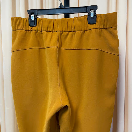 Activewear Lululemon Size 8
