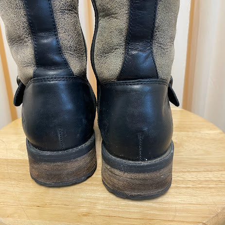 Boots UGG Size 7.5