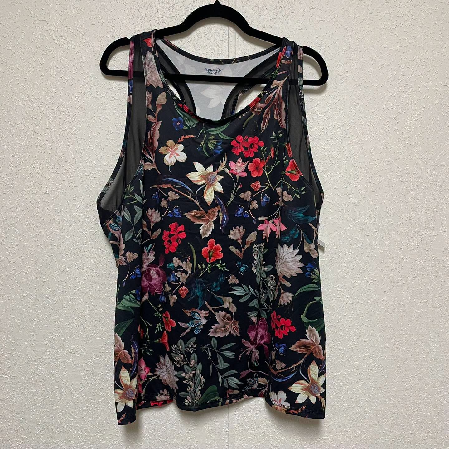 Activewear Old Navy Size 2XL