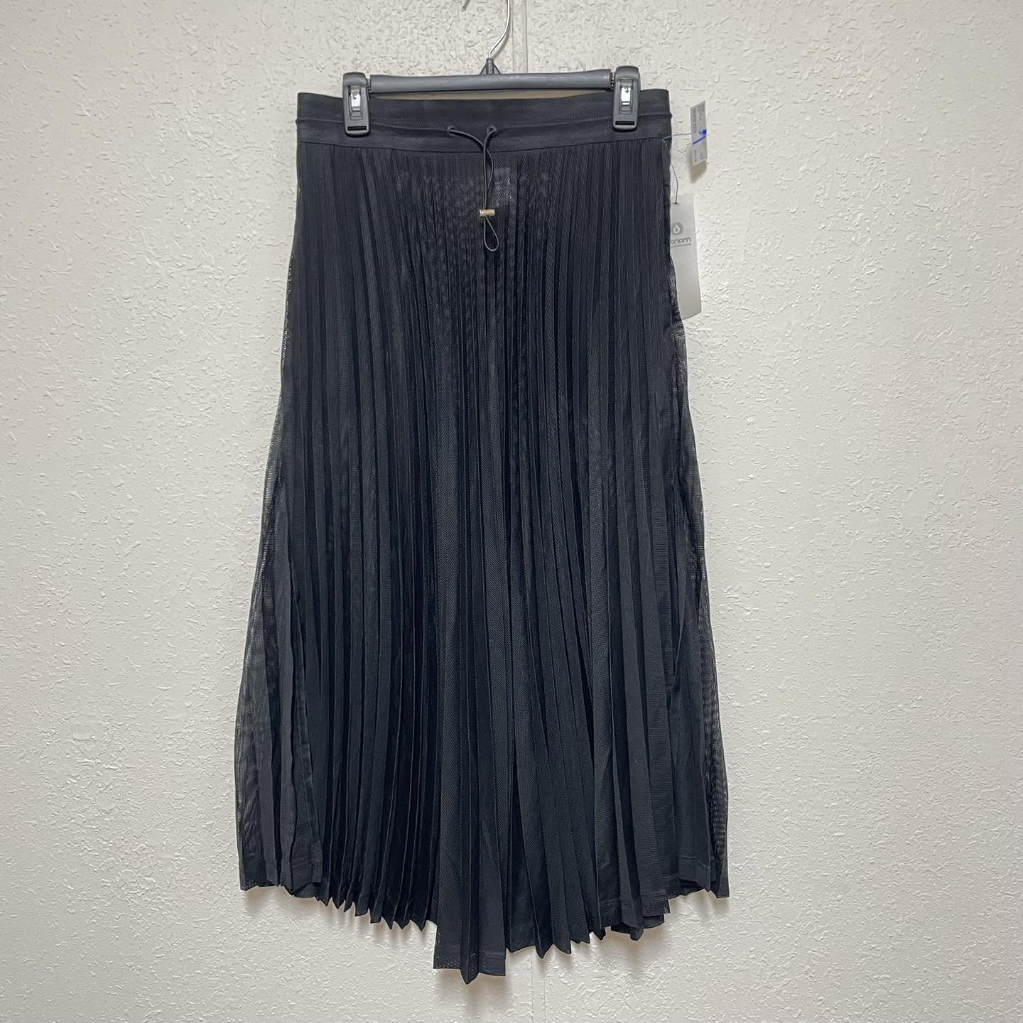 Skirts mono b Size Small