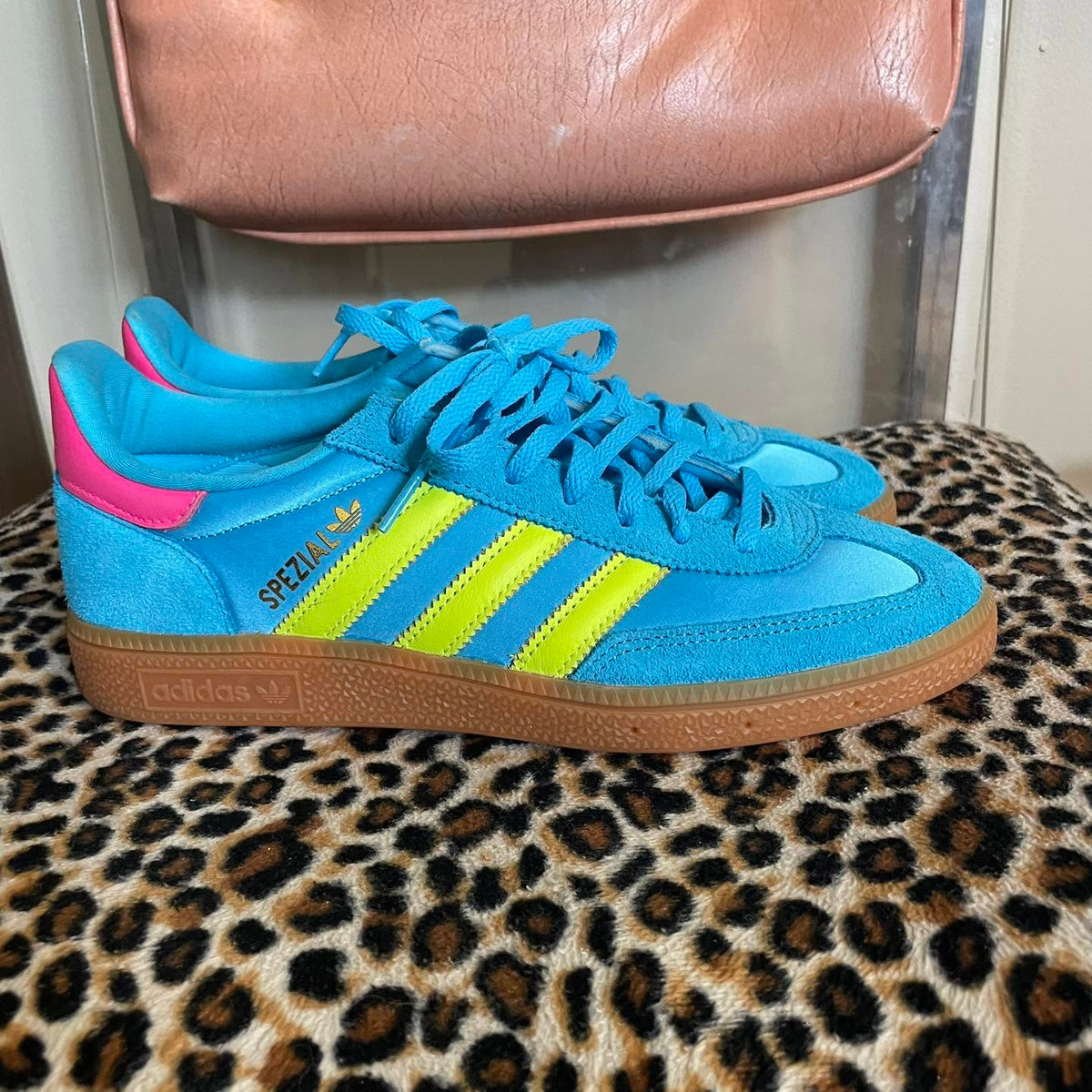 Sneakers Adidas Size 9