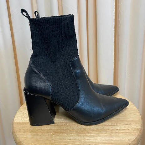 Booties ALDO Size 8
