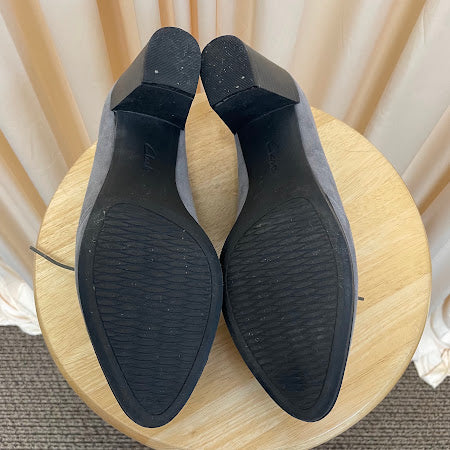 Heels Clarks Size 9
