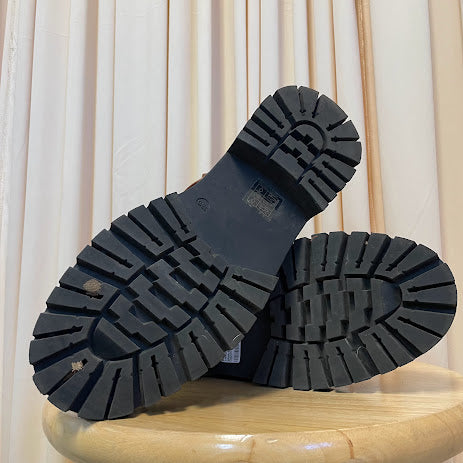 Boots London Rebel Size 8.5