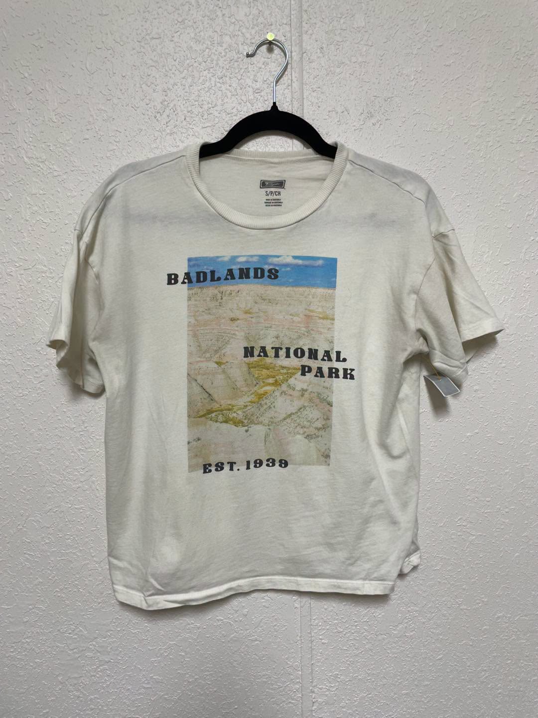 Top . Size Small