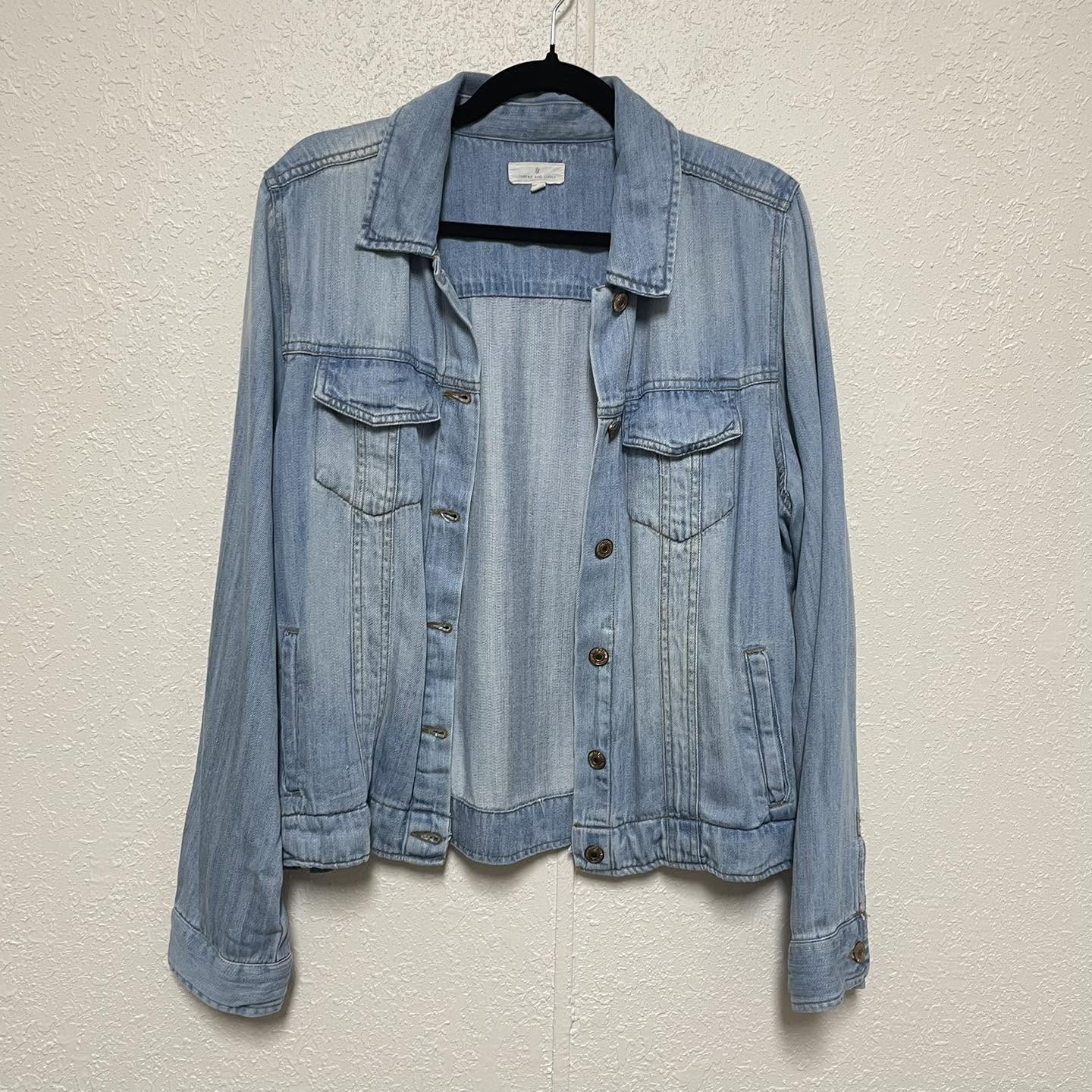Jackets Thread & Supply Size Large