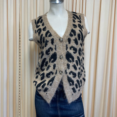 Vests Q2 Size Medium