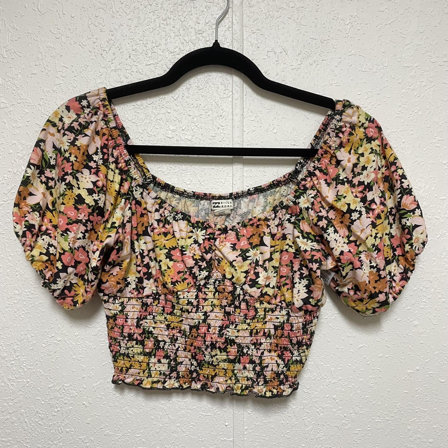 Top Billabong Size Medium