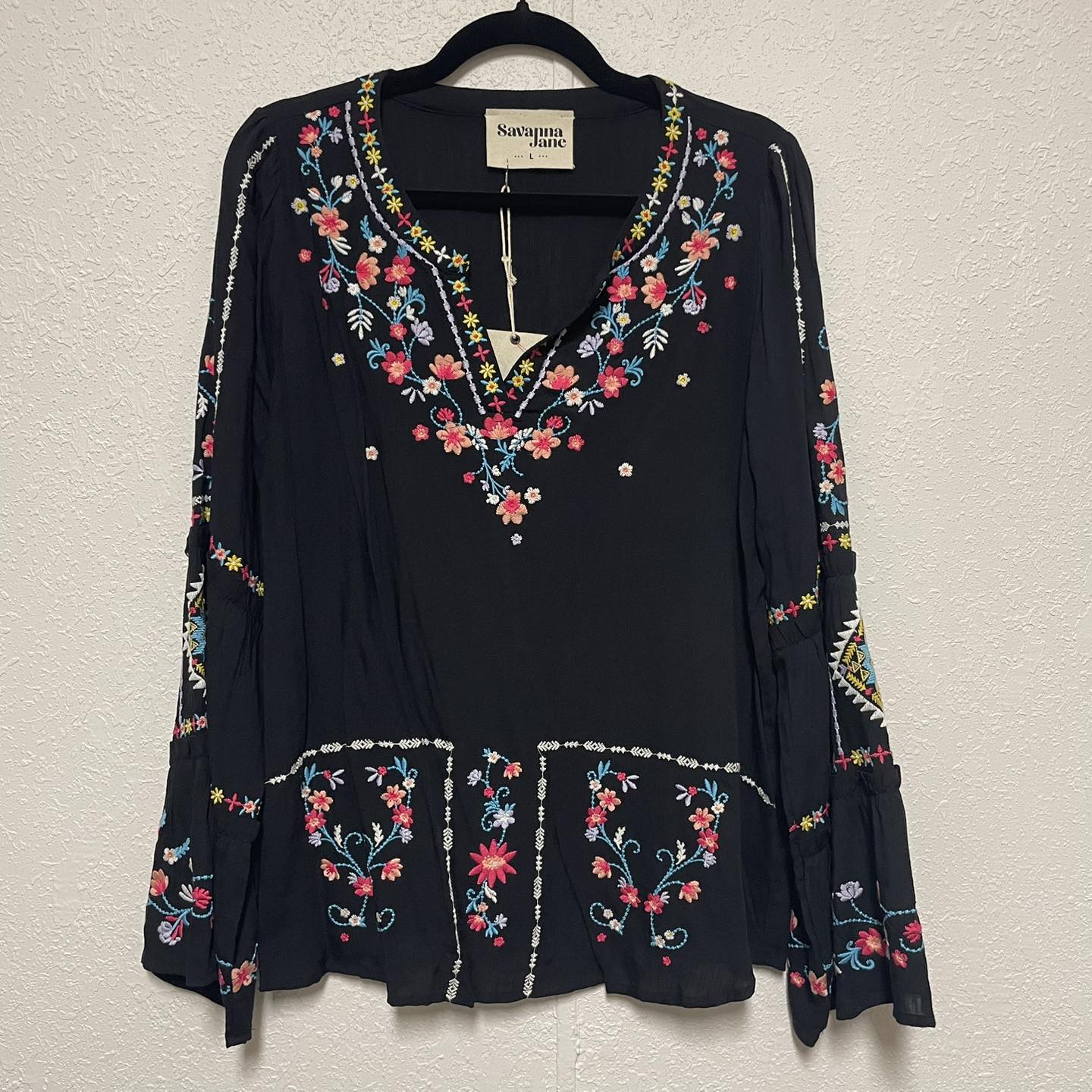 Top Savanna Jane Size Large