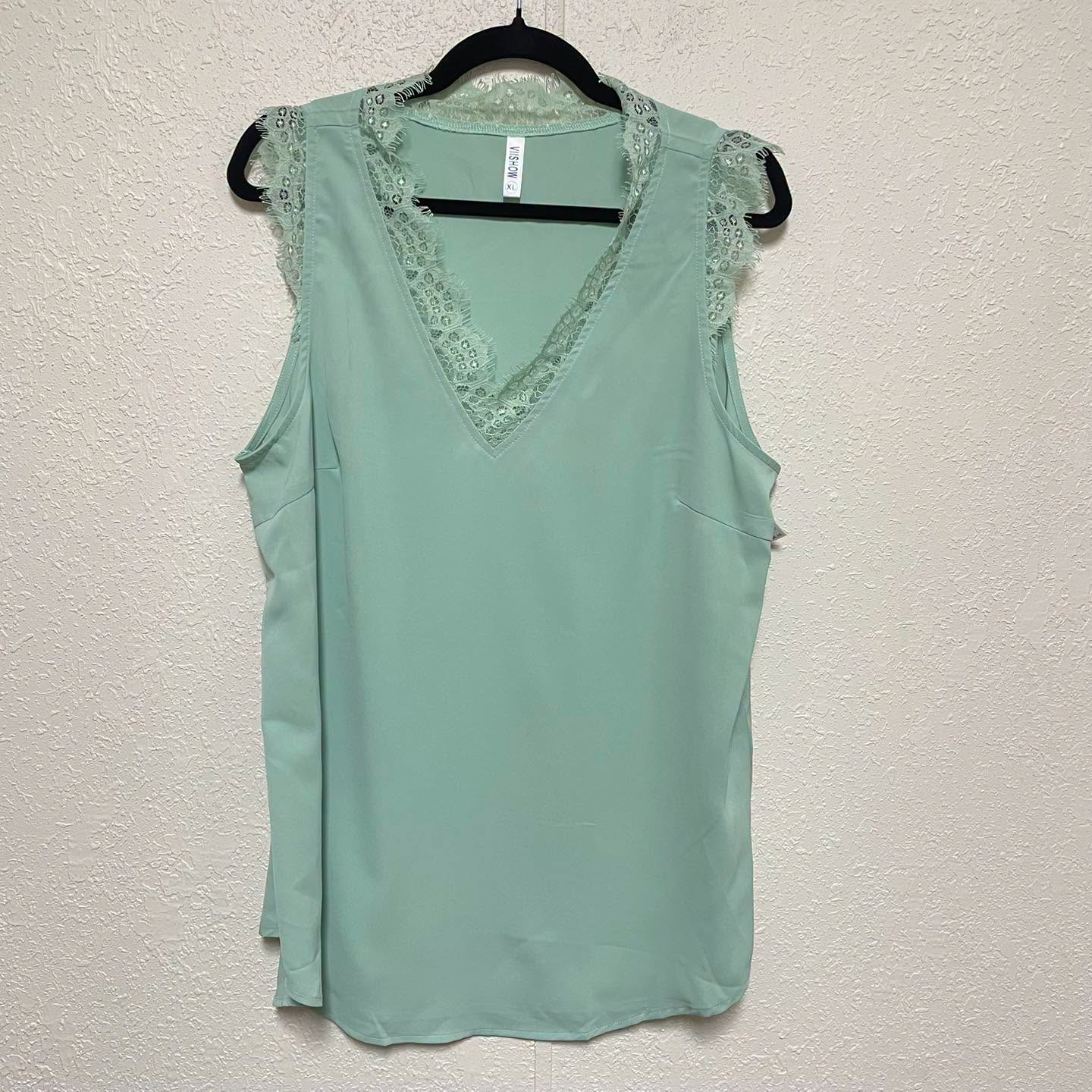 Tank Top . Size XL