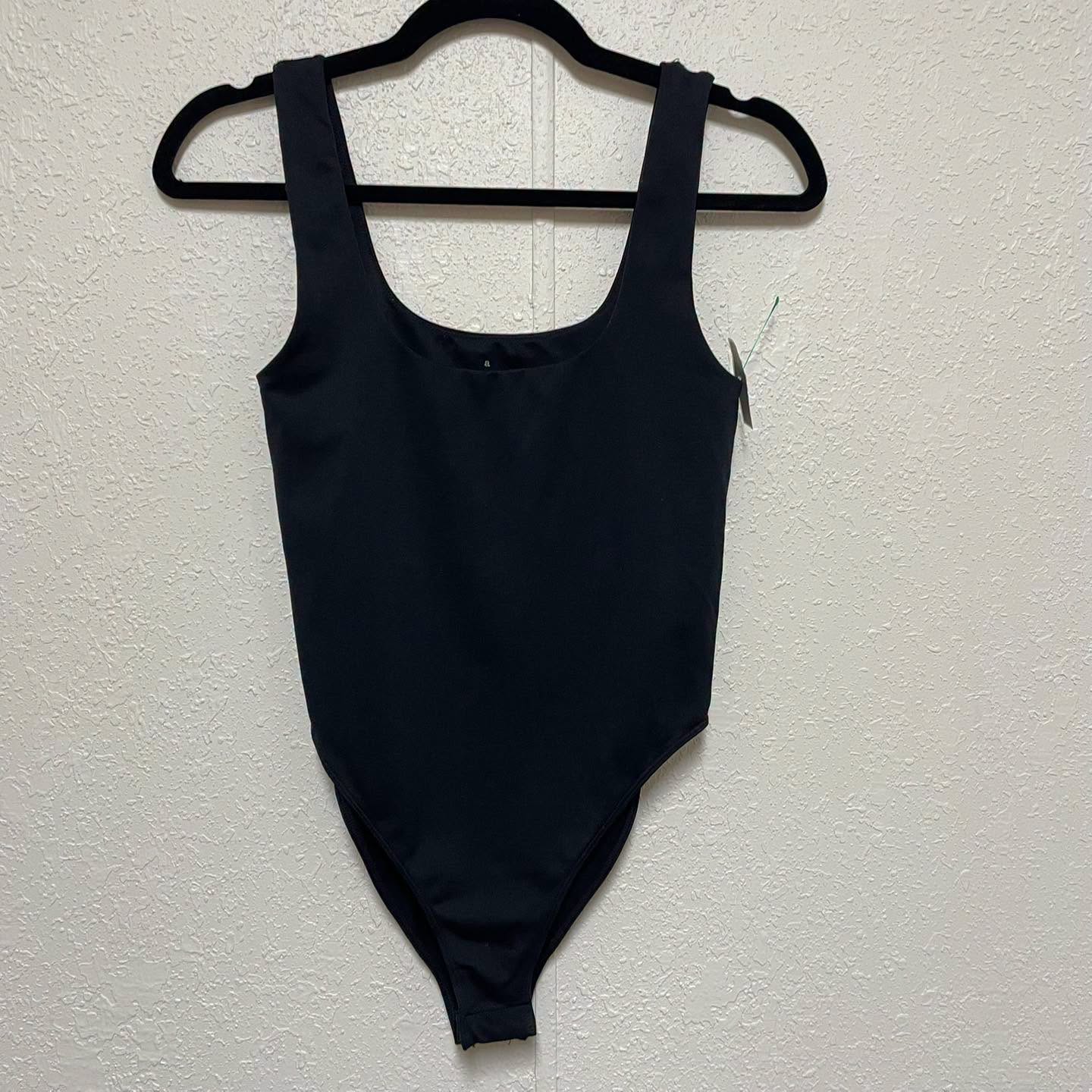 Bodysuit a new day Size Small