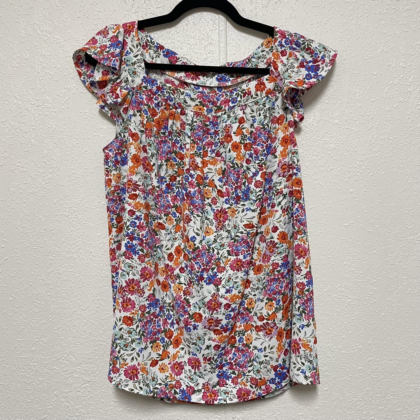 Top . Size Large