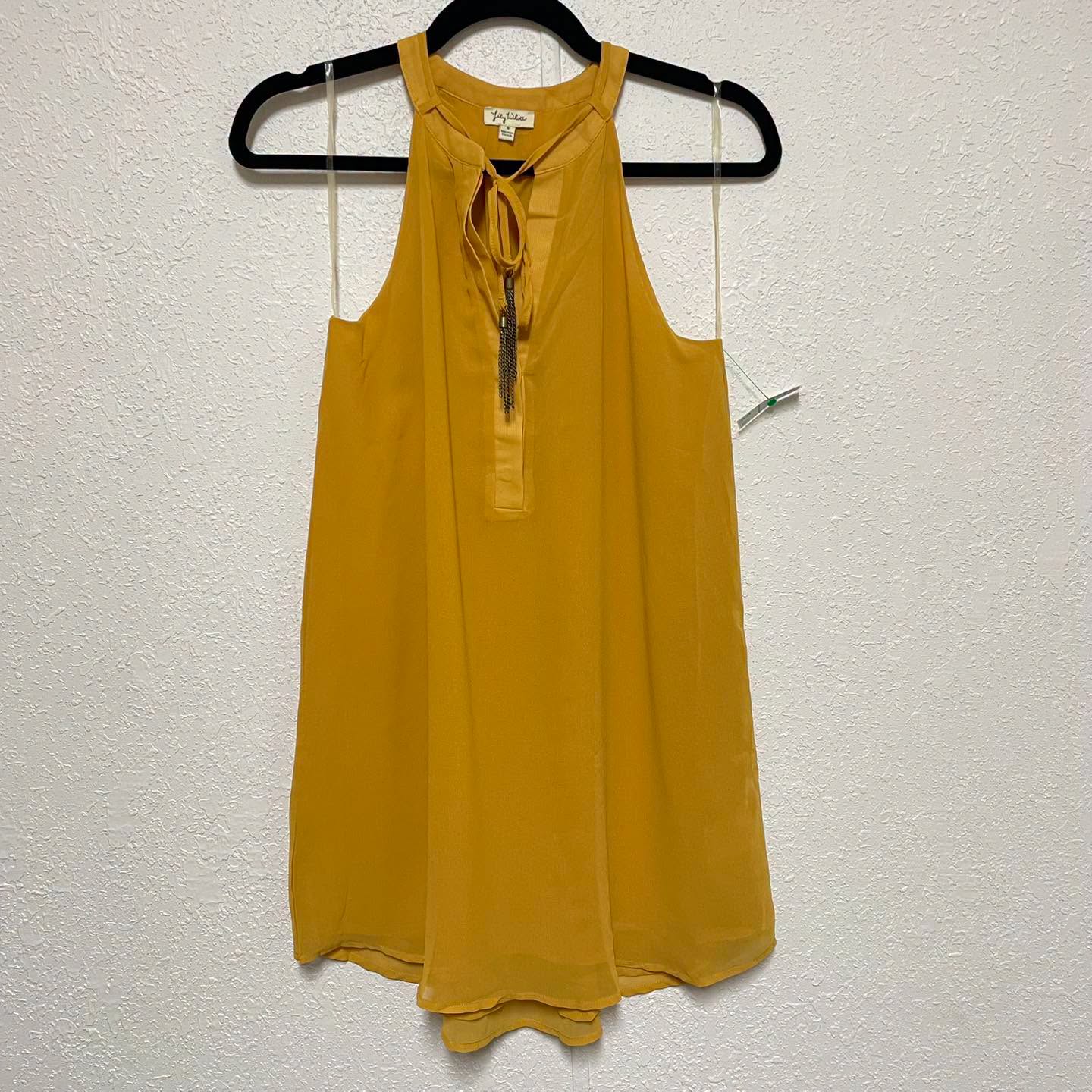 Top Lily White Size Small