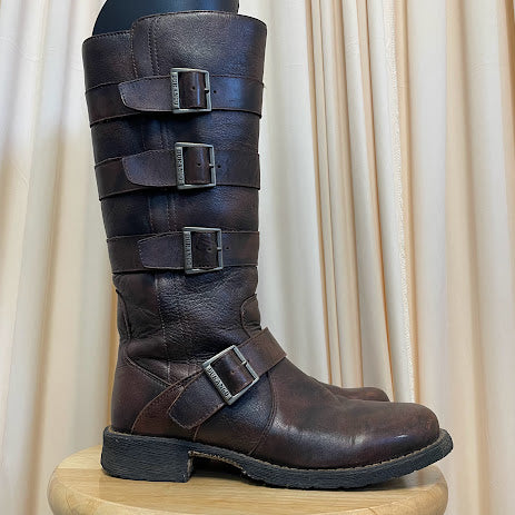 Boots Durango Size 7.5