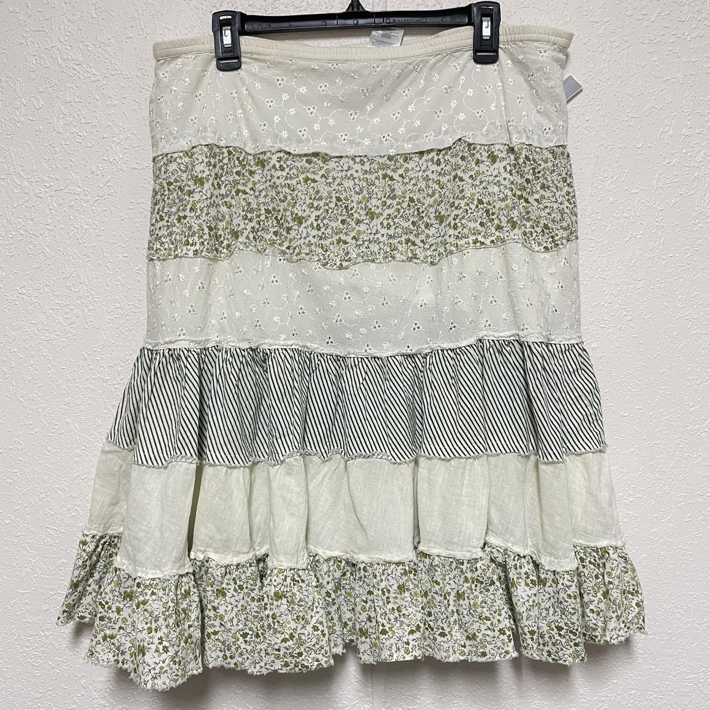 Skirts . Size Small