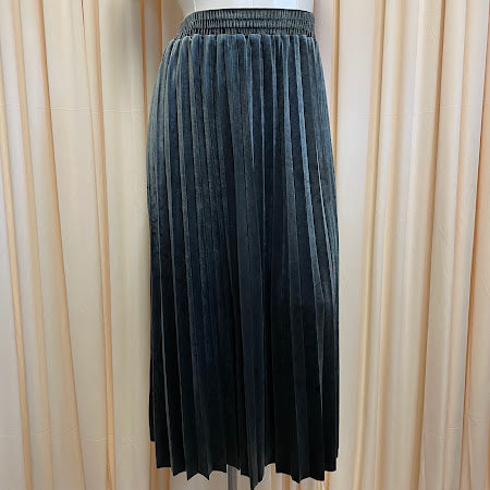 Skirts hem & thread Size Large