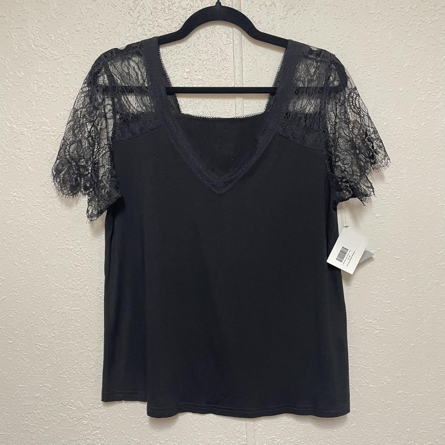 Top . Size Medium