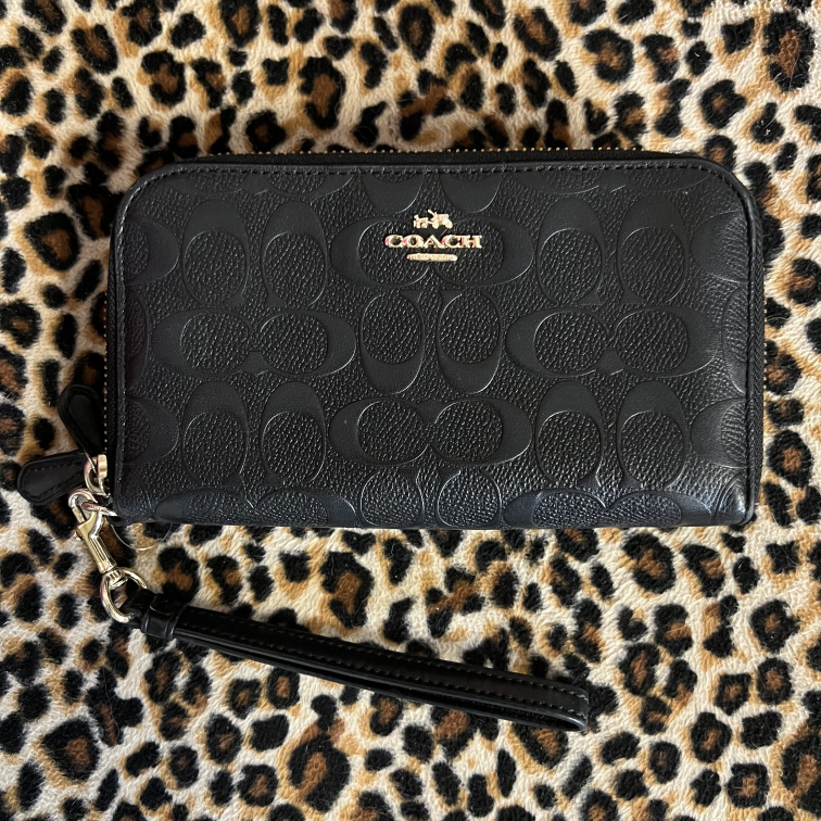 Wristlet Coach