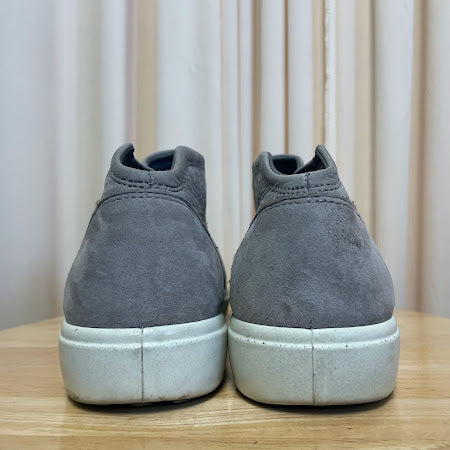 Slip On ECCO Size 8.5
