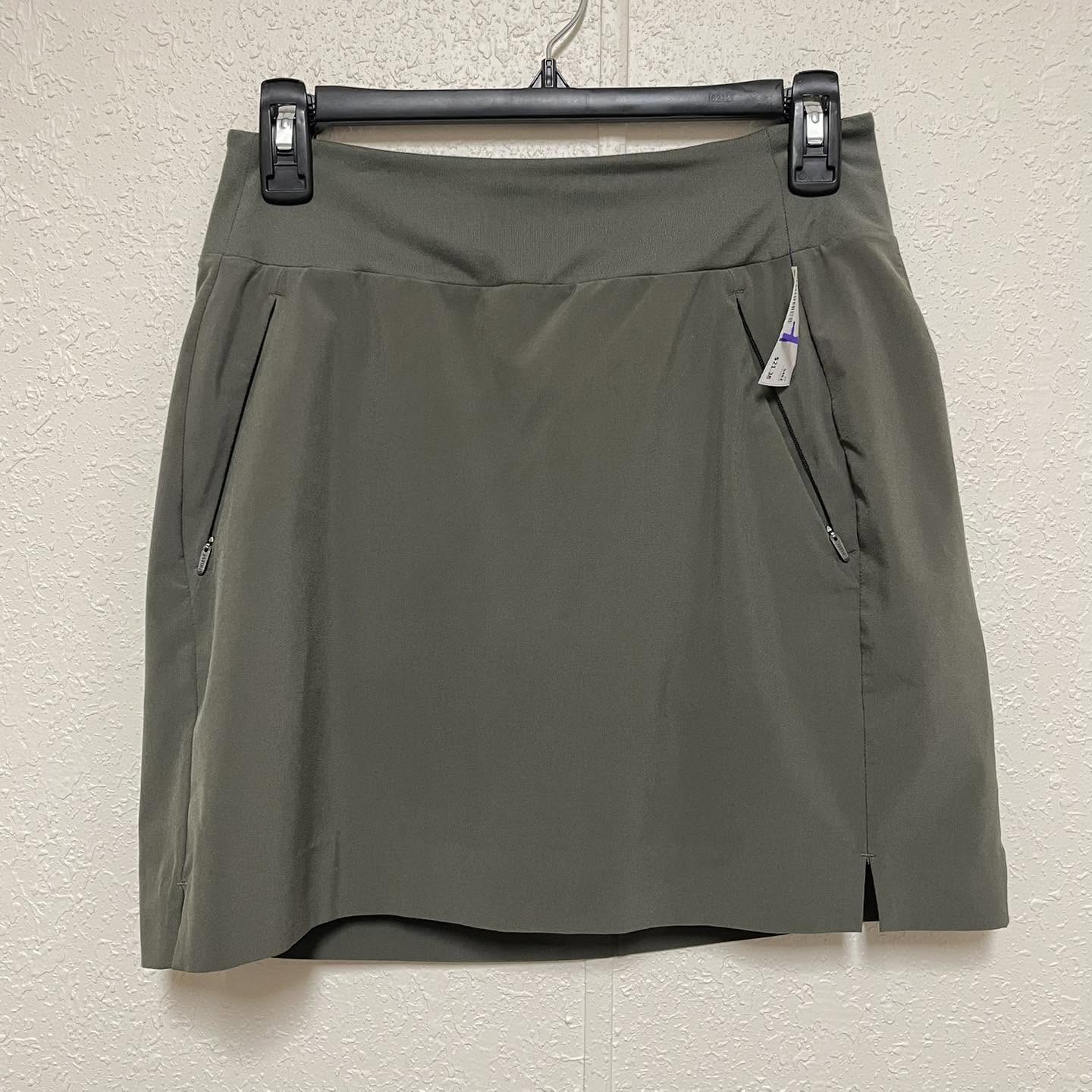 Skirts Athleta Size 0